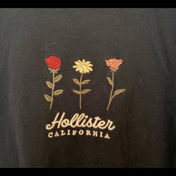 Hollister crop top - Picture 2 of 4